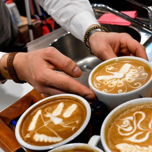 Baristas Predict 'Oat Coffee' Will Be The 'Craze of 2019'
