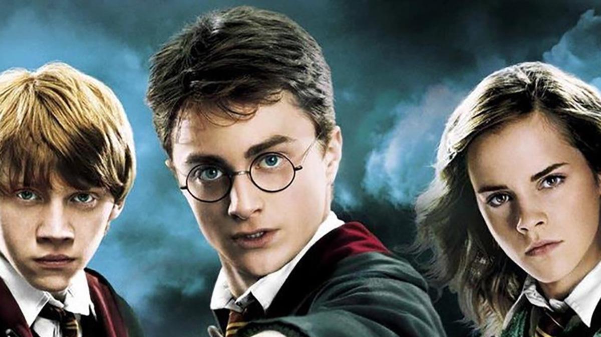 Fans Think A New Harry Potter Film Is On The Way With The Original Cast