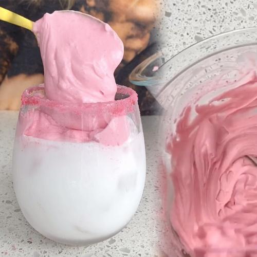 Forget Whipped Coffee, People Are Now Making Whipped Strawberry Milk And It Looks Like A DREAM!