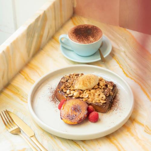 Hello, Weekend: This Cafe Is Doing Ferrero Rocher French Toast