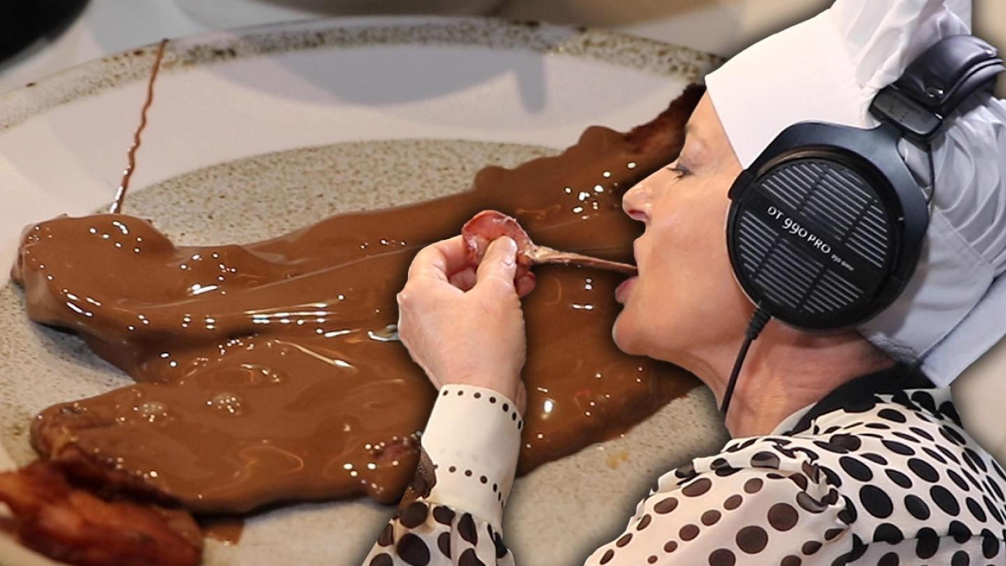 Amanda Keller Makes Us CHOCOLATE BACON!