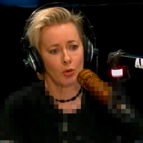 Amanda Keller Recalls The Time She STRIPPED OFF At The Public Baths