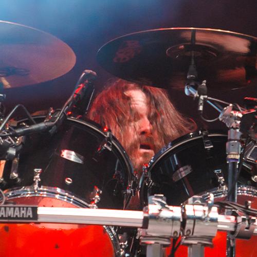There's A Man Going To Sydney Pubs Claiming To Be Slayer's DRUMMER!