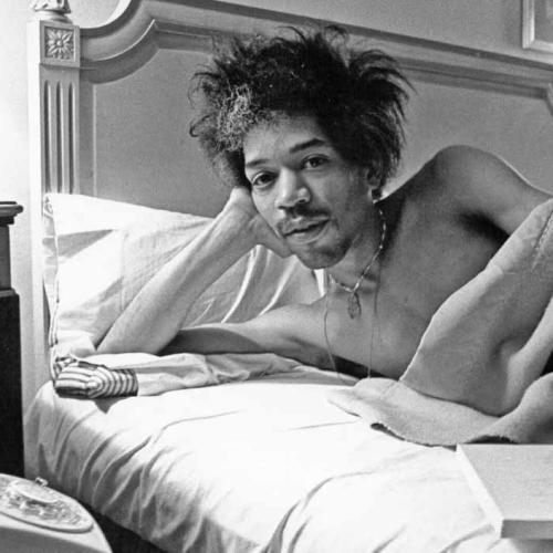 Famous Plaster Cast Of Jimi Hendrix' Bits To Be Displayed At Museum