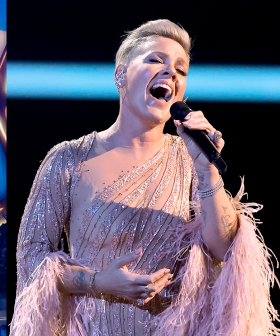 Pink Gives Incredible Tribute To Olivia Newton-John In 2022 AMAs Performance