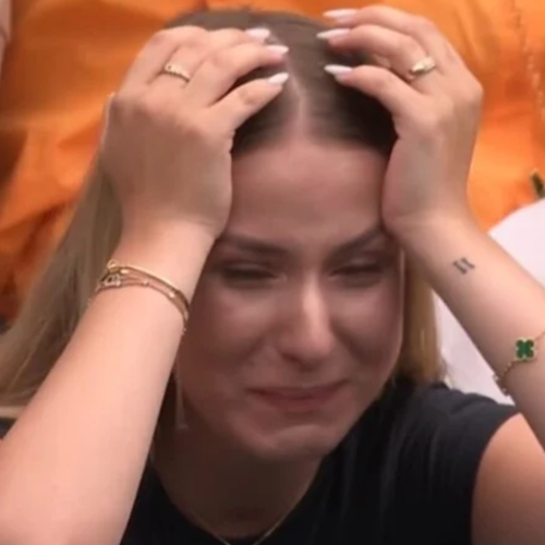 Watch The Heartwarming Viral Moment Marketa Vondrousova’s Sister Reacts To Her Wimbledon Win