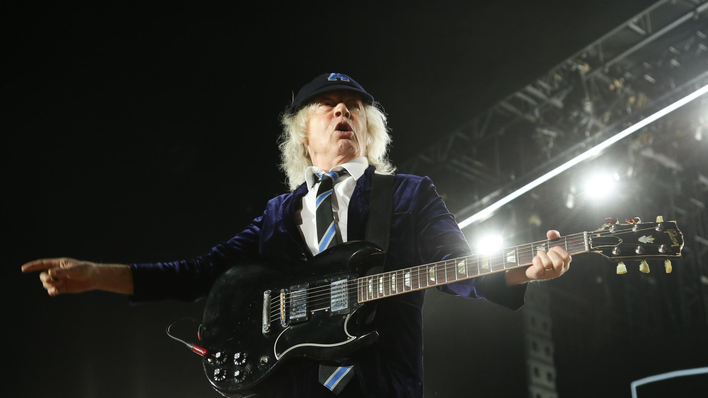 AC/DC to play first live show in seven years