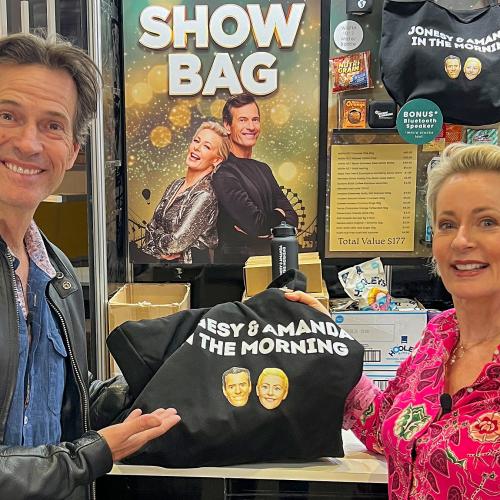 Jonesy & Amanda Visit The Sydney Royal Easter Show!